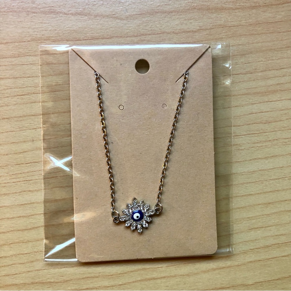 NWT Handmade Silver Rhinestoned Evil Eye Necklace - Picture 4 of 7